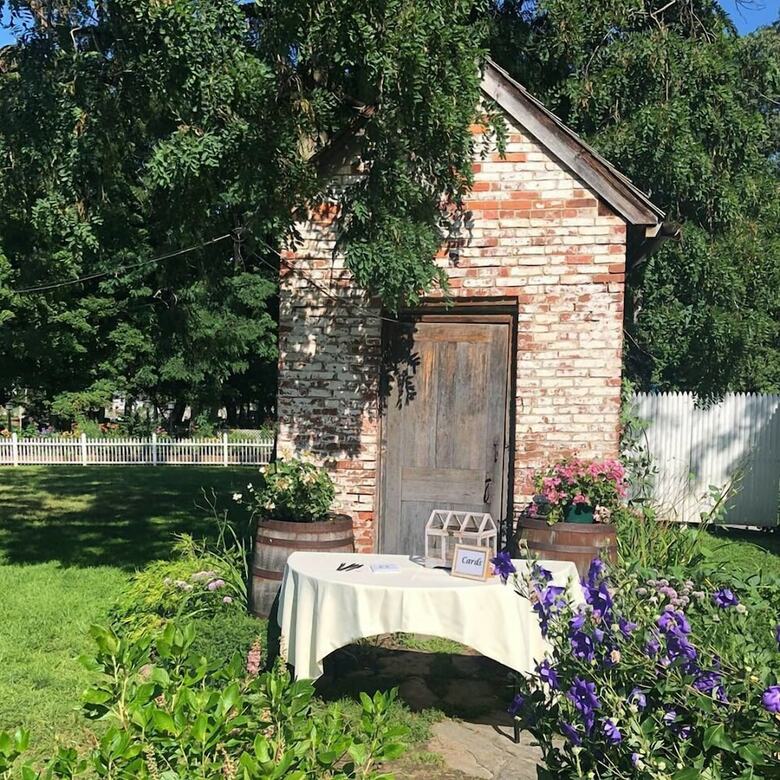 Bed & Breakfast Dowds Country Inn