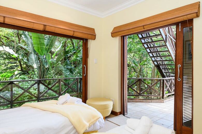 San Lameer Villa Rentals 11703