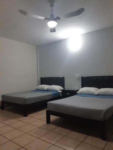 Hotel Tanos