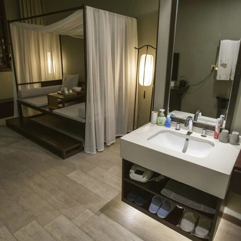 Floral Hotel Fenghuang Molan Riverview