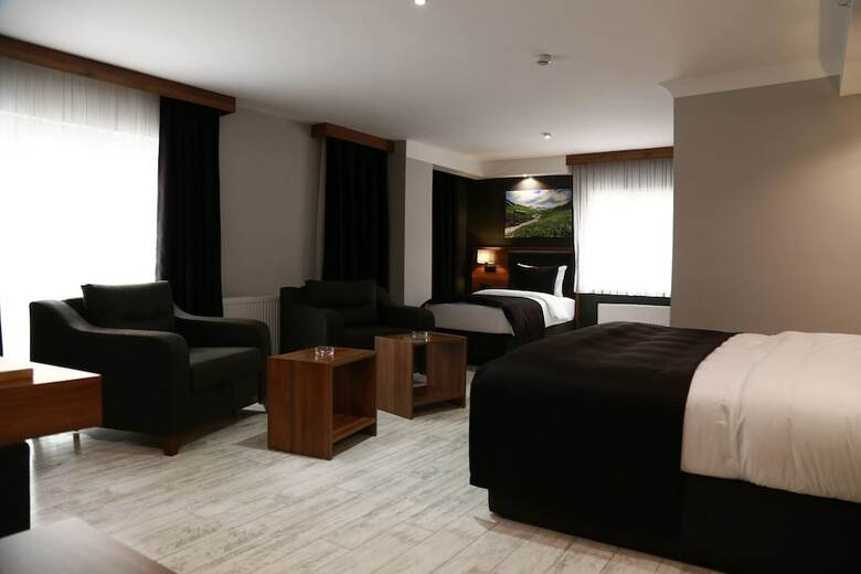Hotel Azra Suite Otel