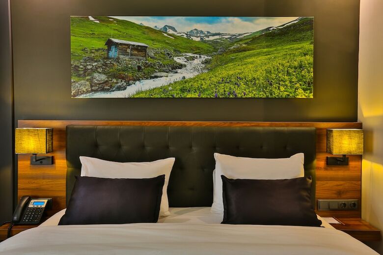 Hotel Azra Suite Otel