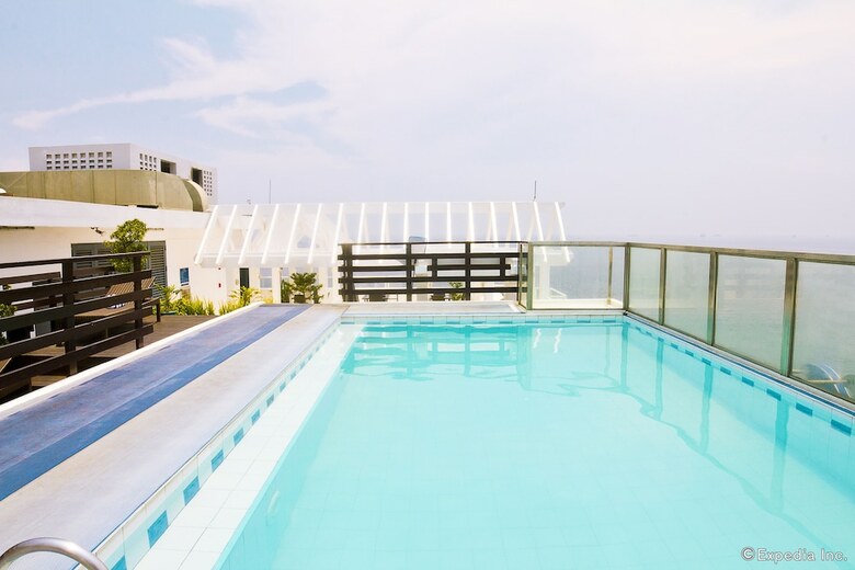 Hotel Microtel By Wyndham Mall Of Asia