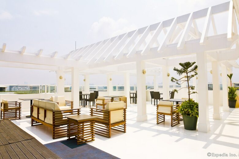 Hotel Microtel By Wyndham Mall Of Asia