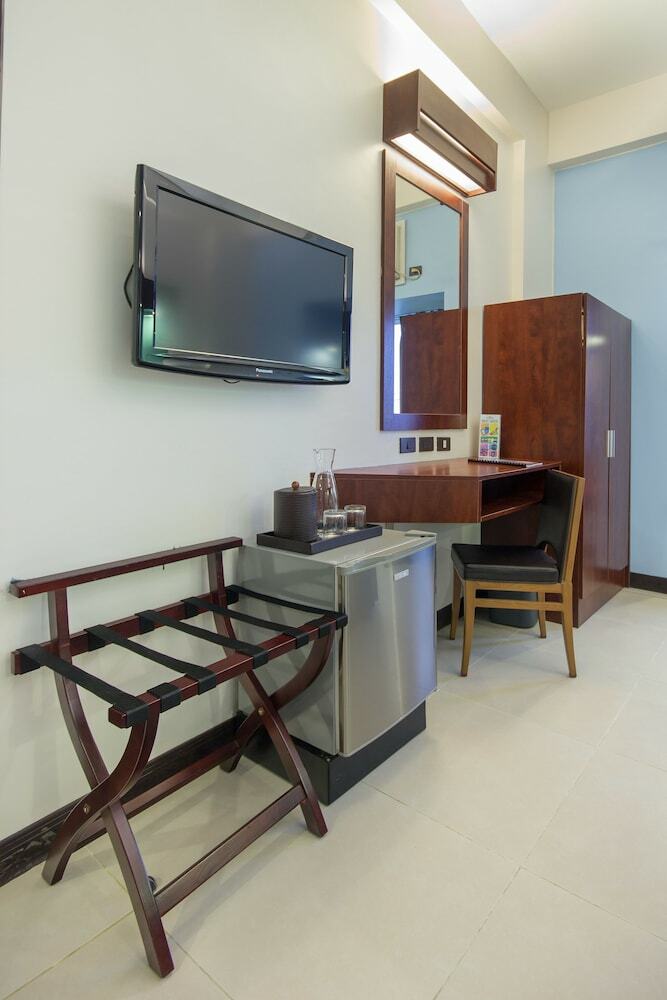 Hotel Microtel By Wyndham Mall Of Asia