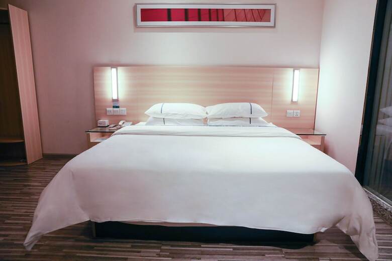 Hotel Cc Inn Guangzhou Renhe Station