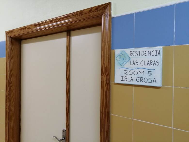 Hostal Residencia Las Claras Del Mar Menor - Hostel