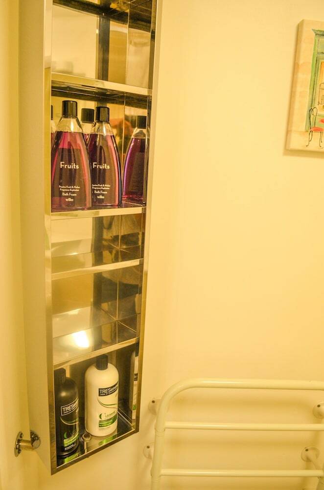 Gunwharf Quays Chic Apartment