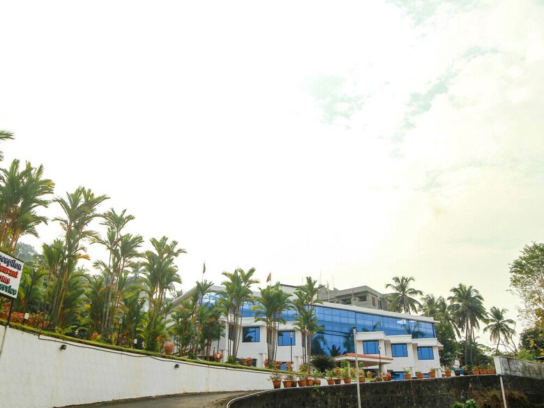 Hotel Oyo 28567 Krishna Holiday Village