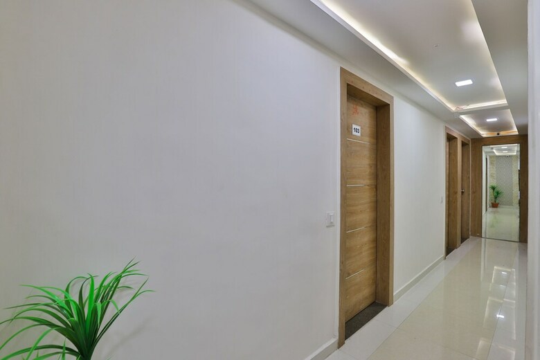 Oyo 18485 Hotel Lincoln