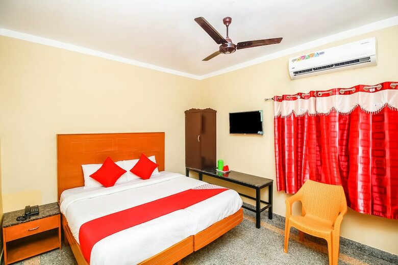 Hotel Oyo 26607 Sri Subbiah Inn