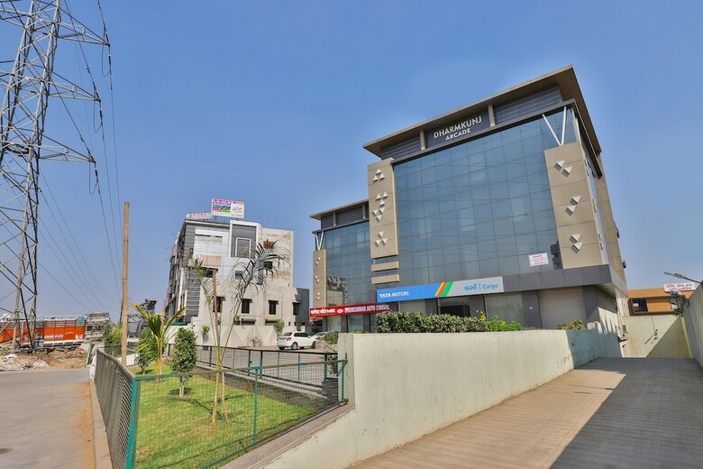 Oyo 7557 Hotel Shiv Kunj Exotica