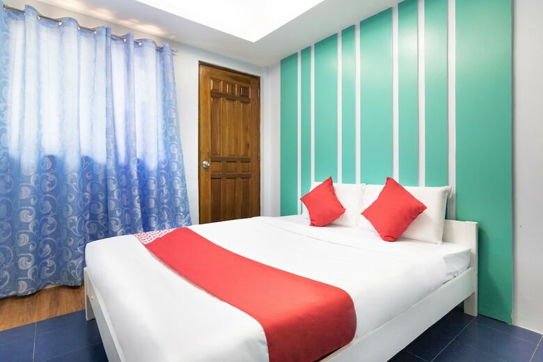 Hotel Oyo 128 D'builders Rooms Phase 2