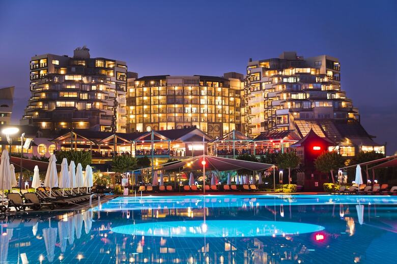 Limak Lara Deluxe Hotel & Resort