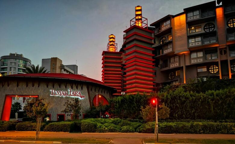 Limak Lara Deluxe Hotel & Resort