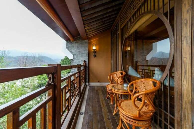 Hotel Qiansu Ban Jiang Xia Boutique Inn