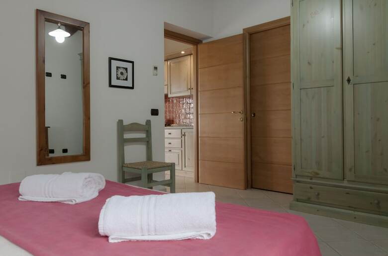 Podere Monte Sixeri Country Estate