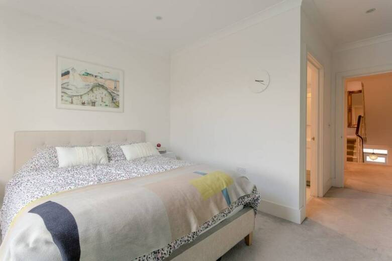 Incredible 5 Bedroom Home Overlooking Queen's Park