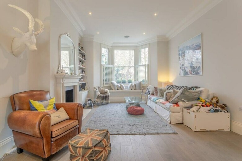 Incredible 5 Bedroom Home Overlooking Queen's Park