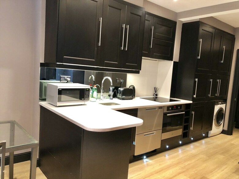 Claverton Street Apartment