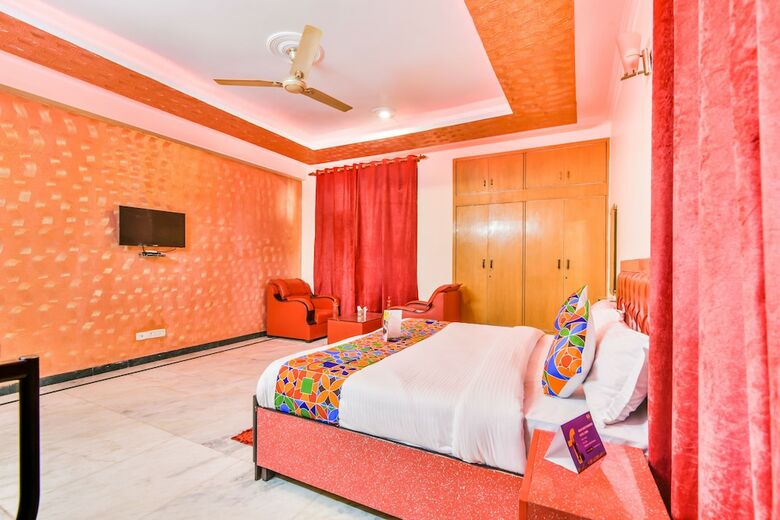 Fabhotel Prakash Apartment