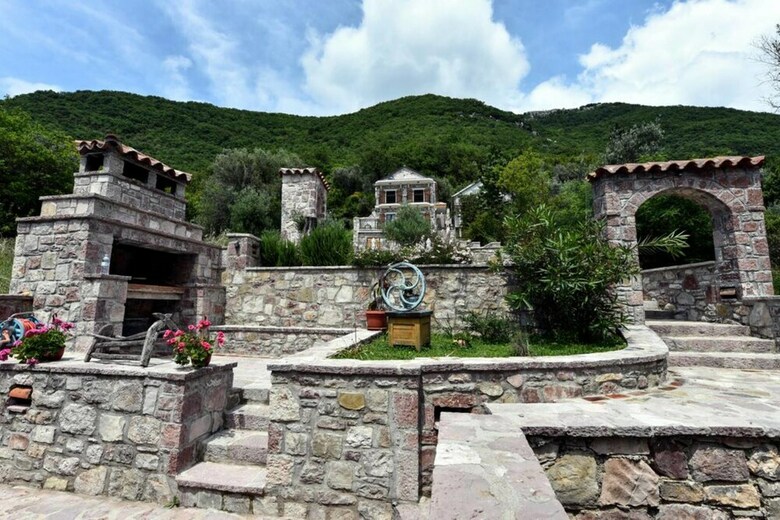 Apartamentos Old Stone House Villas