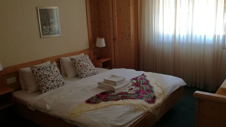 Hotel Grichting Und Badnerhof