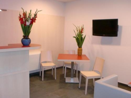 Hostal Restaurante Y Alojamiento Can Mach
