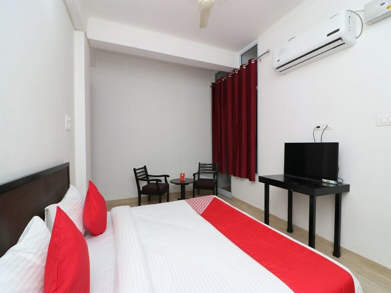 Hotel Oyo 24673 The Shivaay Aiims