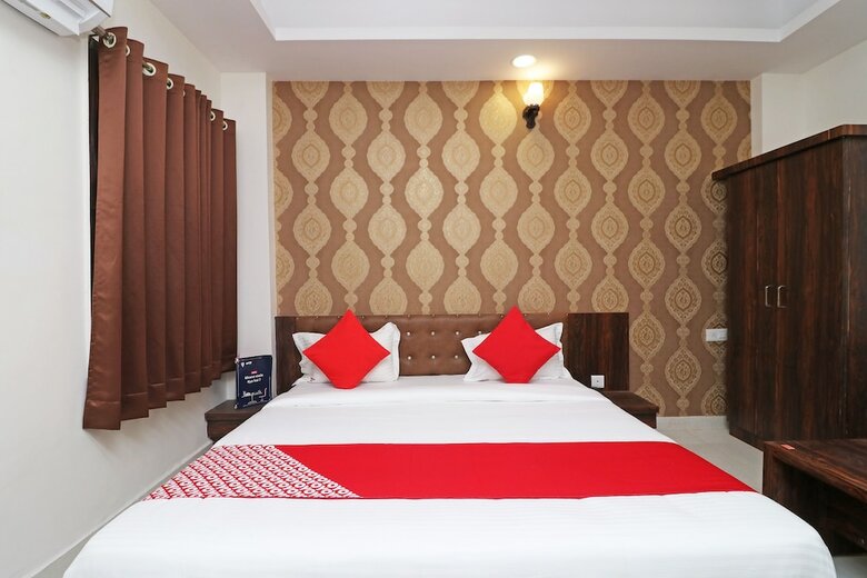 Oyo 17043 Hotel Ocean Pearl