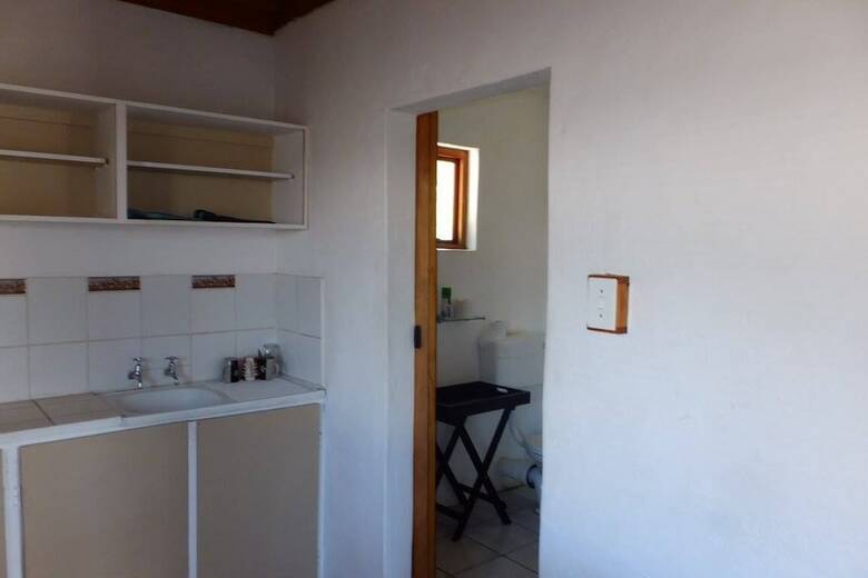 Hostal Barrydale Backpackers And Dung Beetle - Hostel