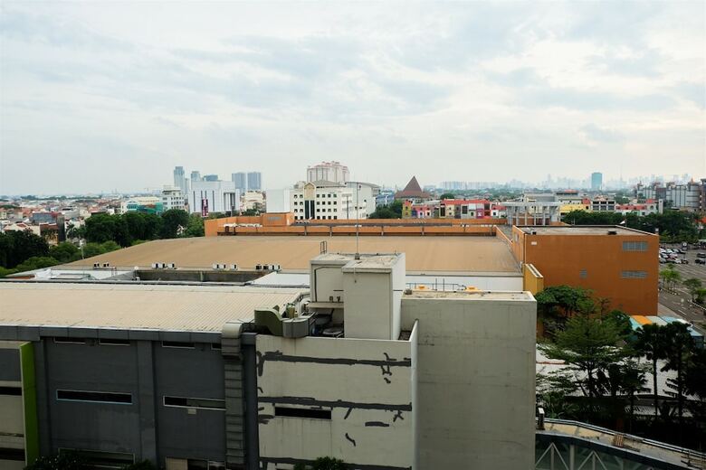 Cozy 1br Paladian Park Apartment