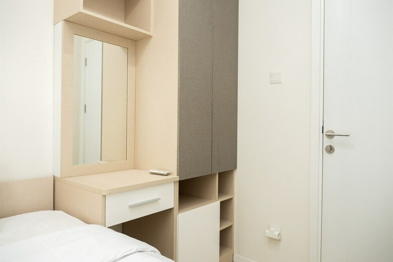 Modern 2br Apartment At Parahyangan Residence