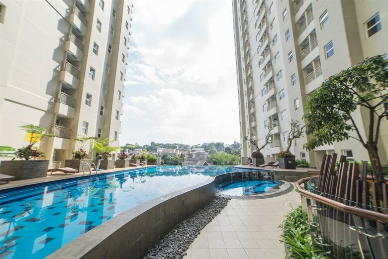 Modern 2br Apartment At Parahyangan Residence
