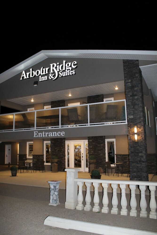 Motel Arbour Ridge Inn & Suites