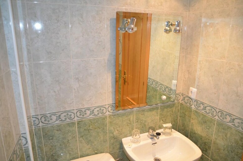 Hostal Adela