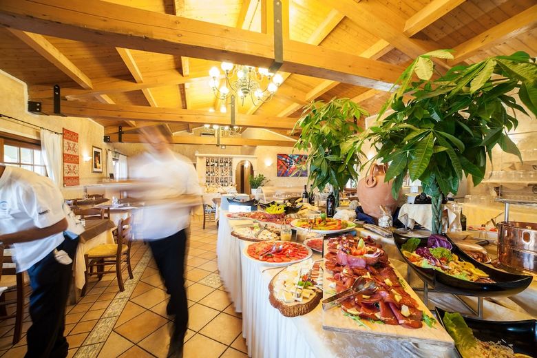 Posada Th San Teodoro | Liscia Eldi Village