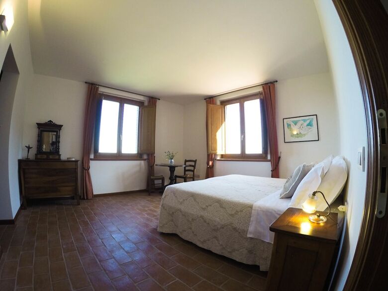 Agroturismo Boschi Di Montecalvi