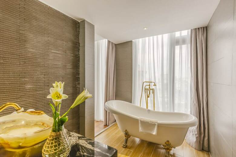 Hotel Winsuites Saigon