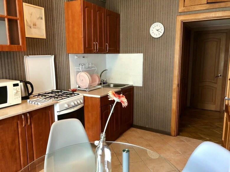 Apartment On Panfilovskiy Pereulok
