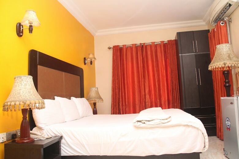 Hotel Havannah Suites & Conference Centre