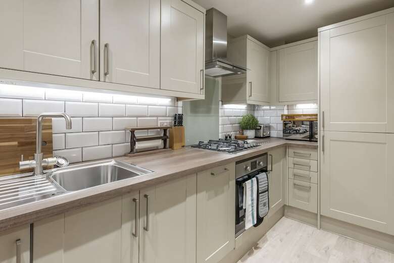 Superior Stays Luxury Apartments - Bath City Centre