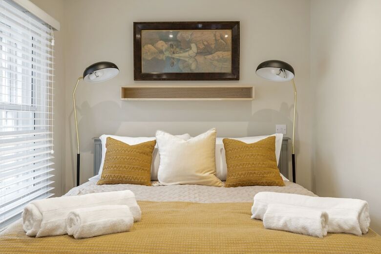 Superior Stays Luxury Apartments - Bath City Centre