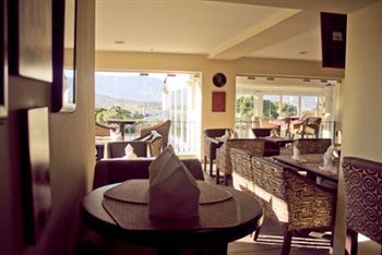 La Riviera Hotel