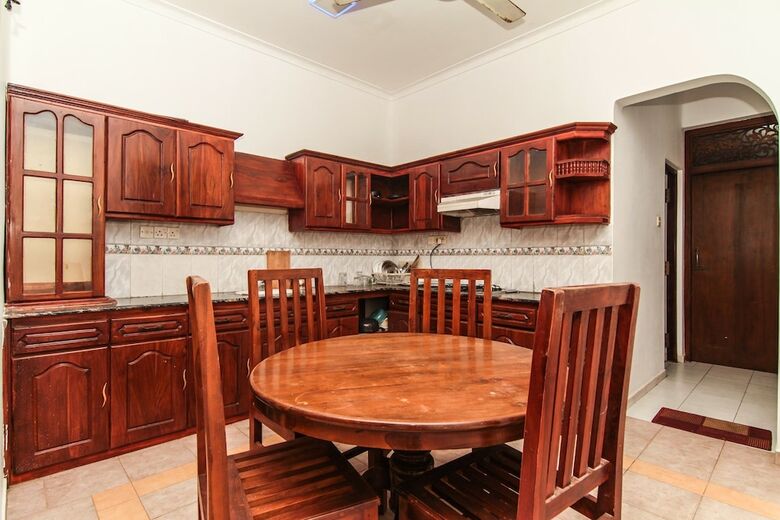 Hotel Oyo 115 Qi Mag Apartments