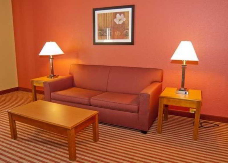 Hotel Comfort Inn & Suites