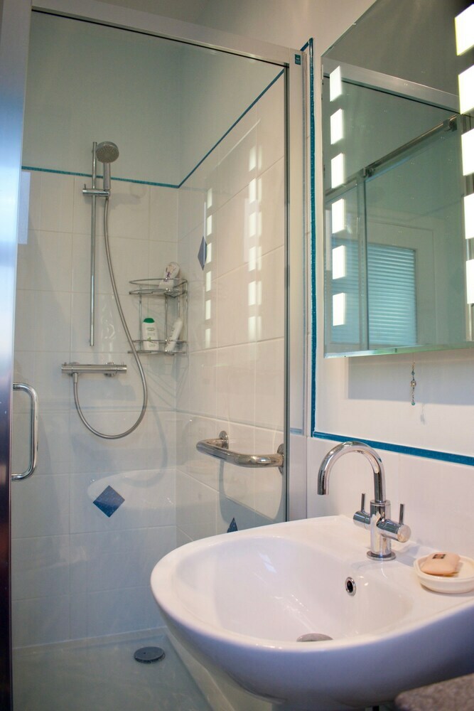 2 Bedroom House With Views Of Arthurs Seat