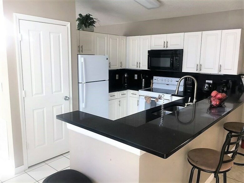 Sunset Villa - Four Bedroom Home