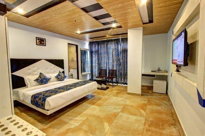 Hotel The Moniker Resort And Spa