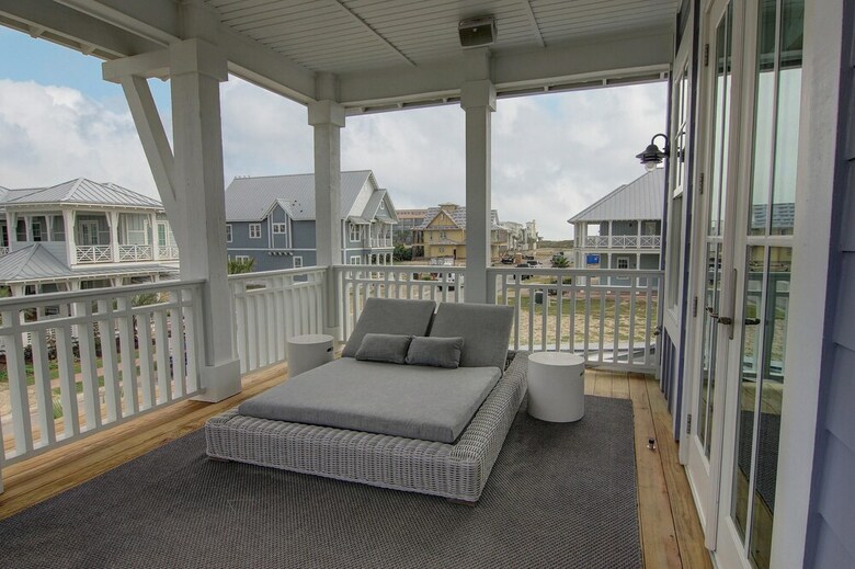 Cinnamon Shore- Coastal Charm 258 Hi